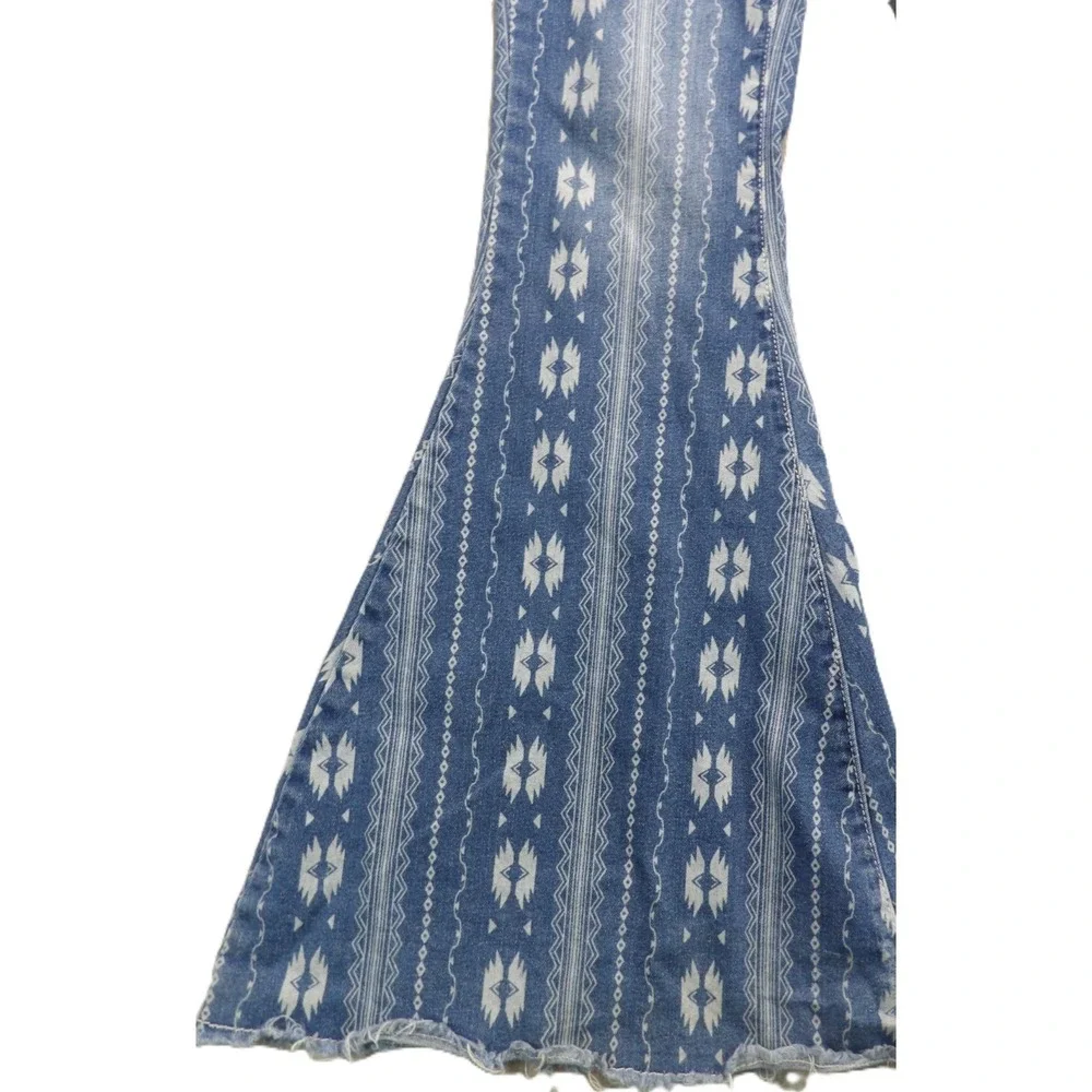 Cowgirl Hardware Aztec Flare Jeans Womens W27 Blue Bell Bottom Western Rodeo Y2K